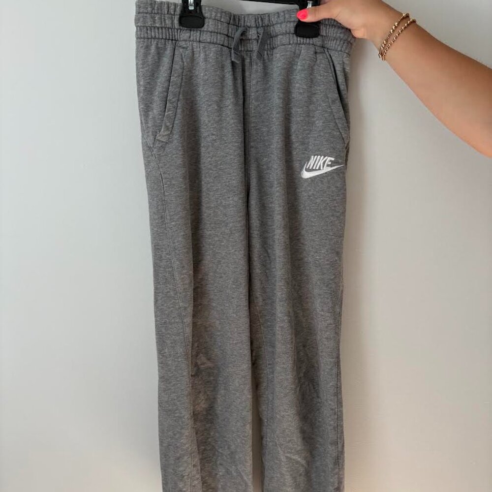 NIKE Gray Sweatpants Boys XL Wide Leg Fleece